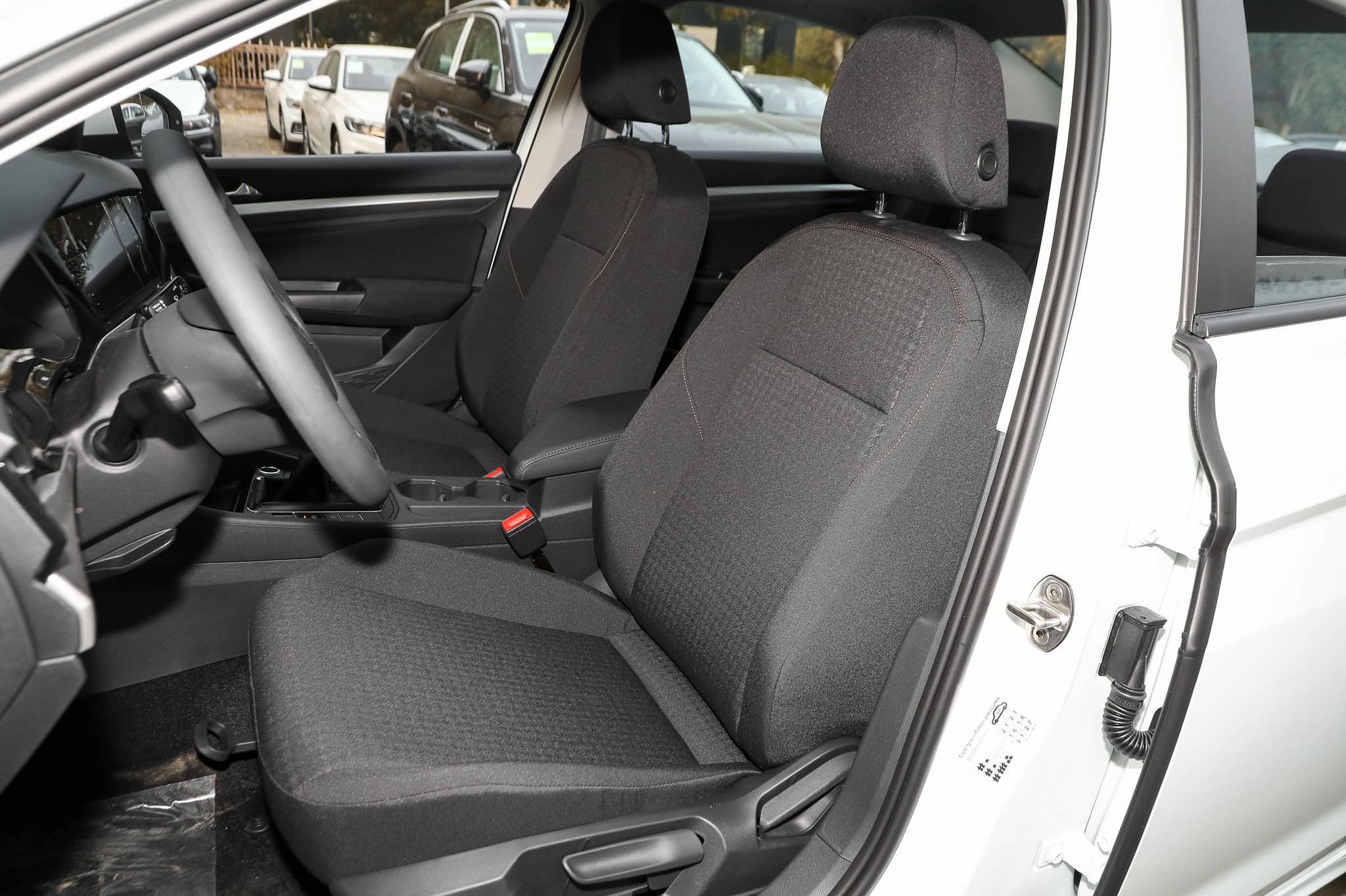 5万块全新大众宝来,最新款大众宝来怎么样值得买吗