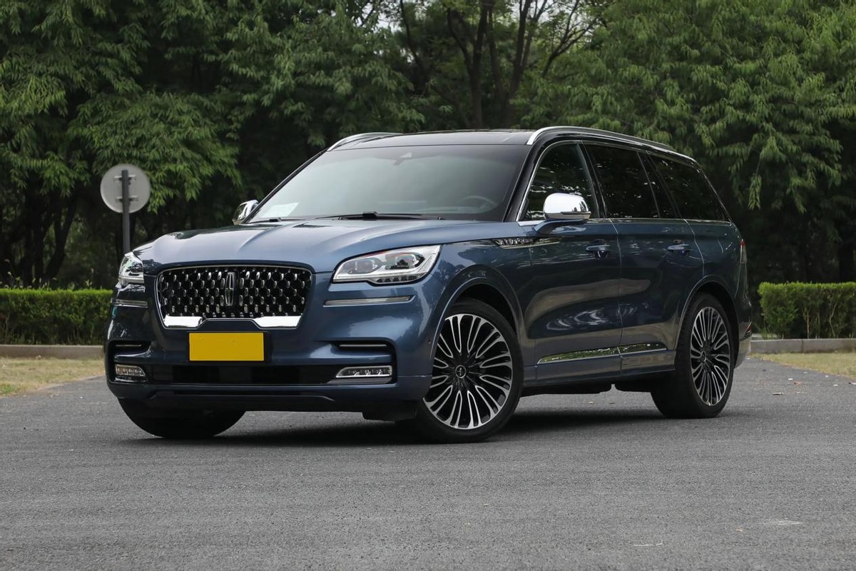 叫好不叫座的SUV，配3.0TV6发动机，吃92号粗粮，带你看飞行家