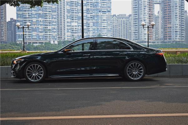 奔驰s500l4matic匠心高定版试驾,全新奔驰s500l4matic试驾