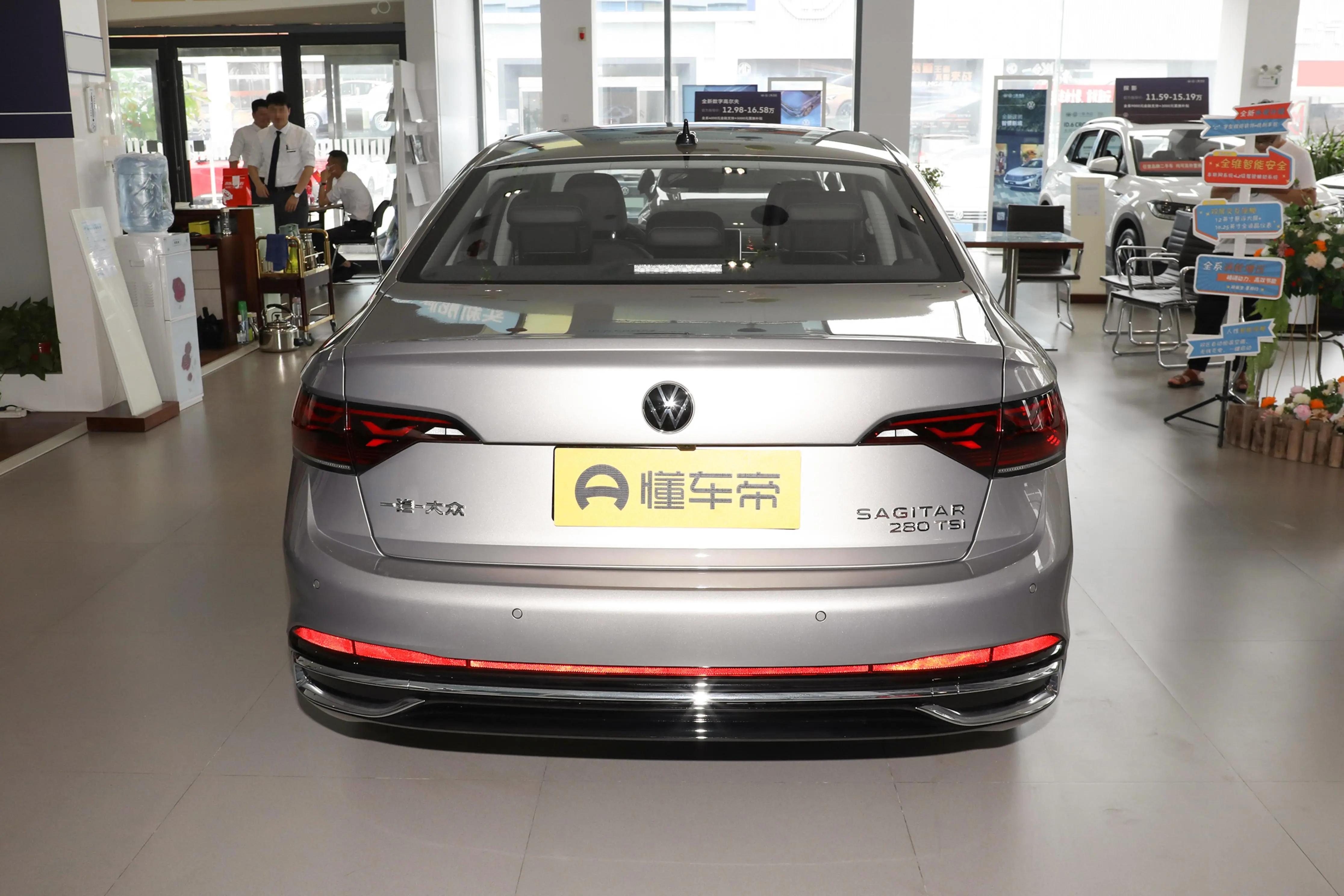 大众速腾2018款1.4t280tsi熠动版,大众速腾2019款280tsidsg舒适型