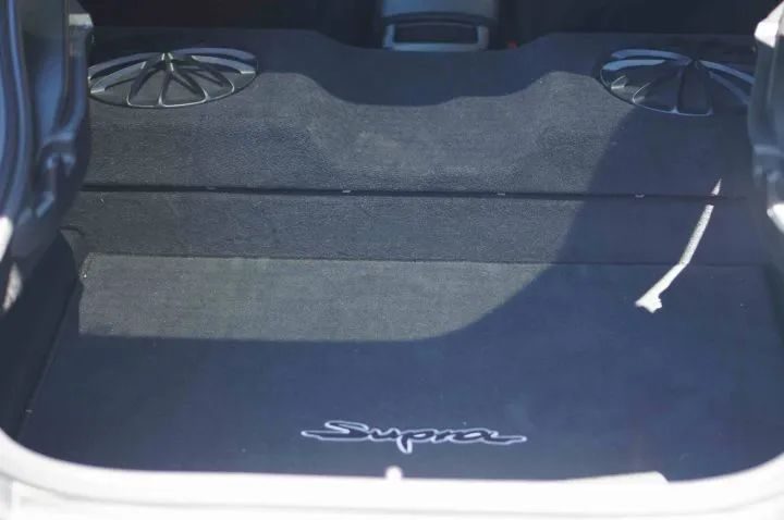 丰田牛魔王supra故障,老外试驾新款牛魔王supra