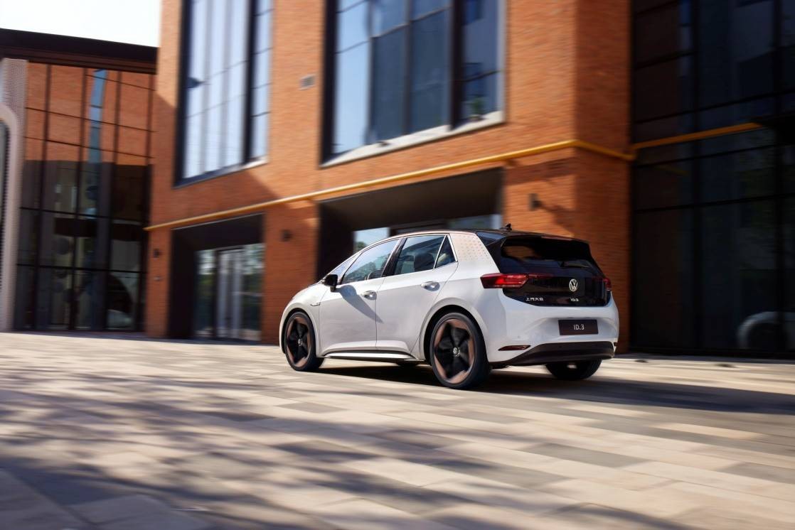 想要务实低调的代步车选它不会错,居家代步就选它大气稳重德系品质