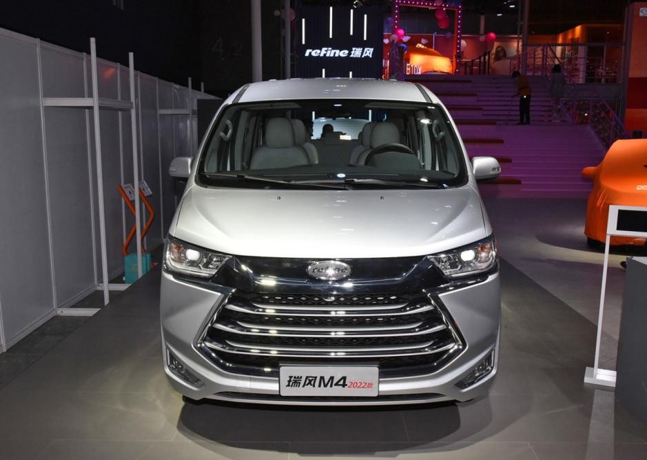 瑞风m4七座商务车怎么样,10万有着商务气息的一款mpv瑞风m4