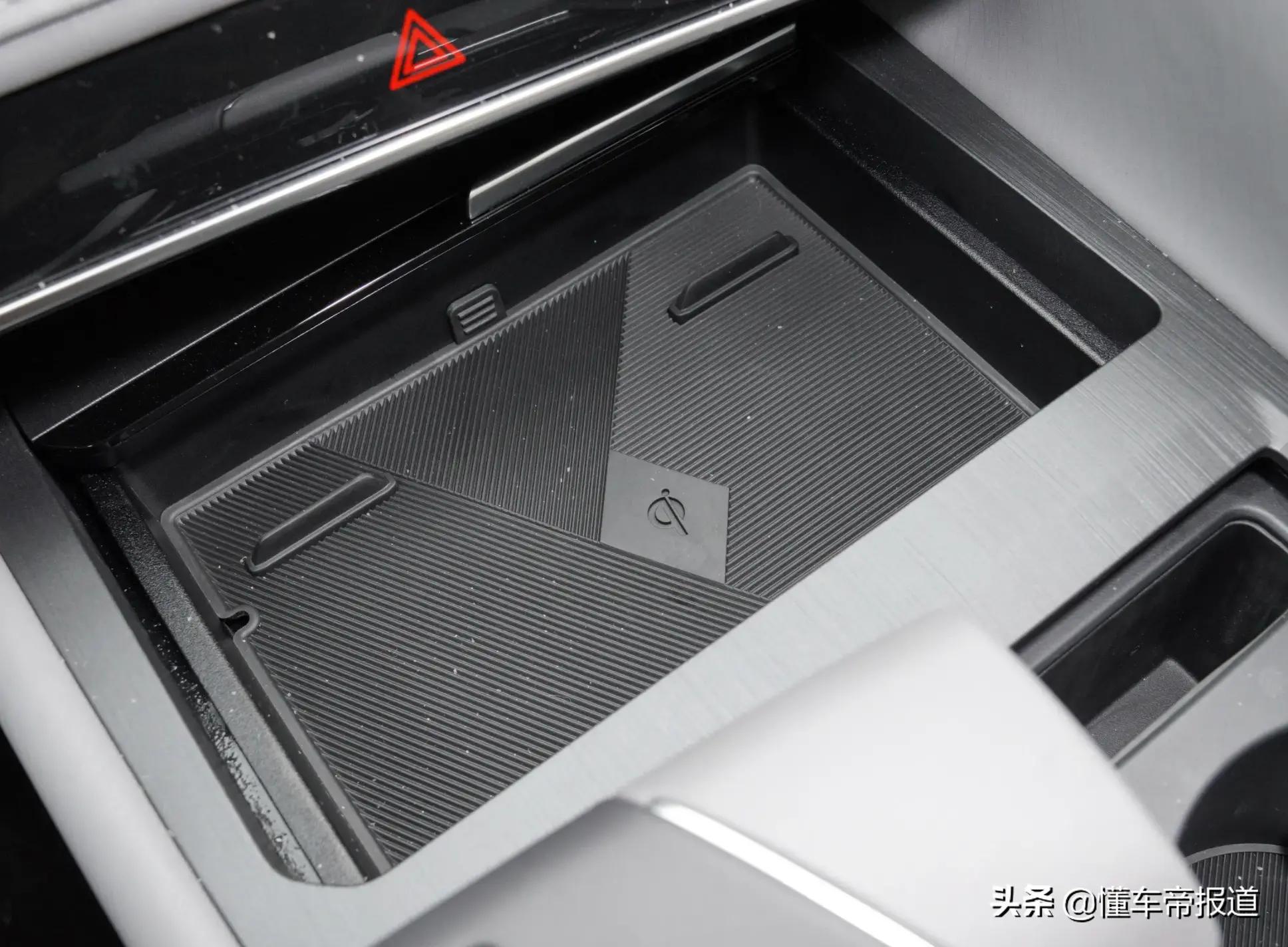 长安cs75plus买1.5还是2.0,长安第二代cs75plus1.5尊贵零首付