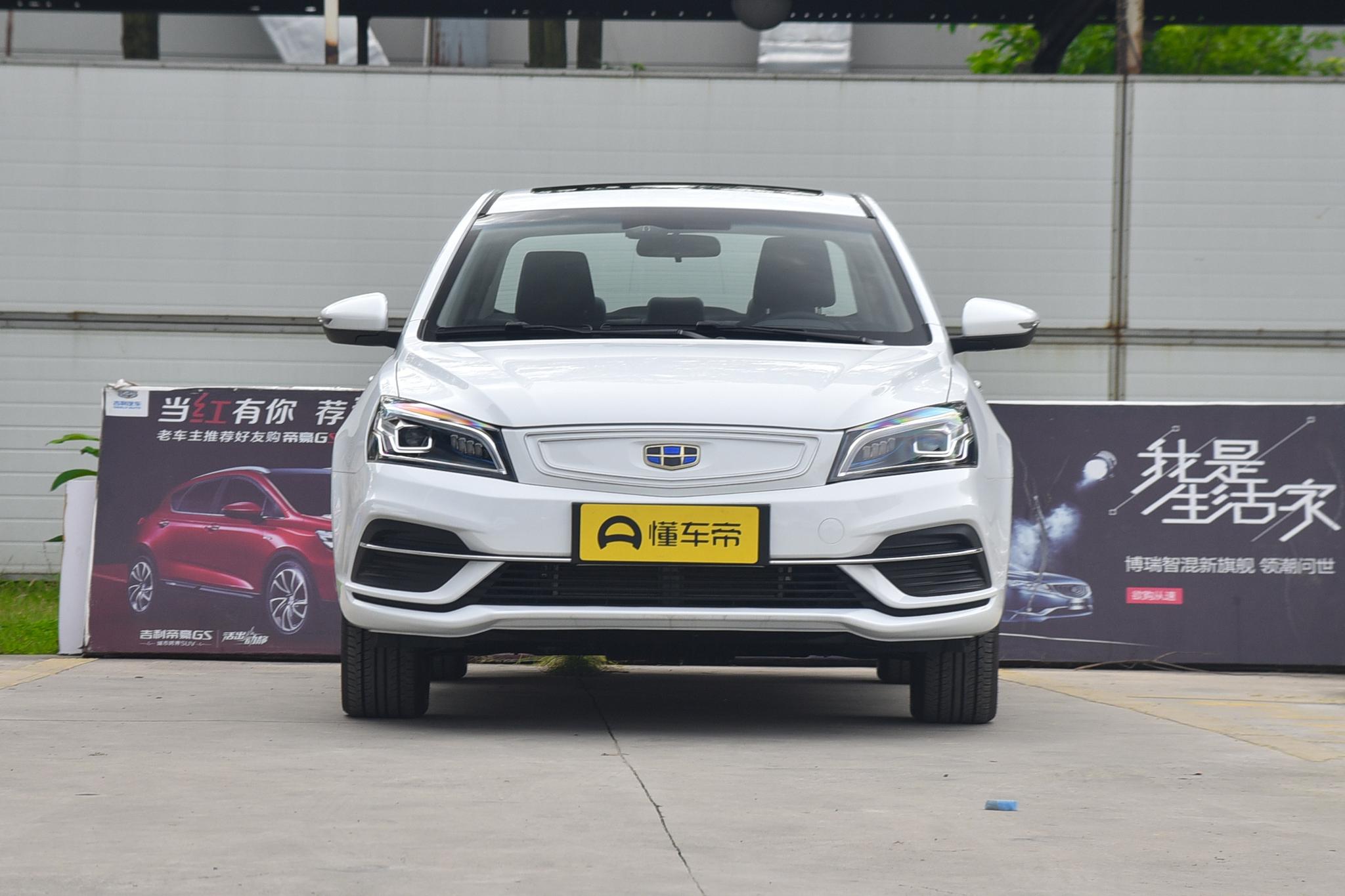 帝豪ev新款,2022款帝豪EV测评