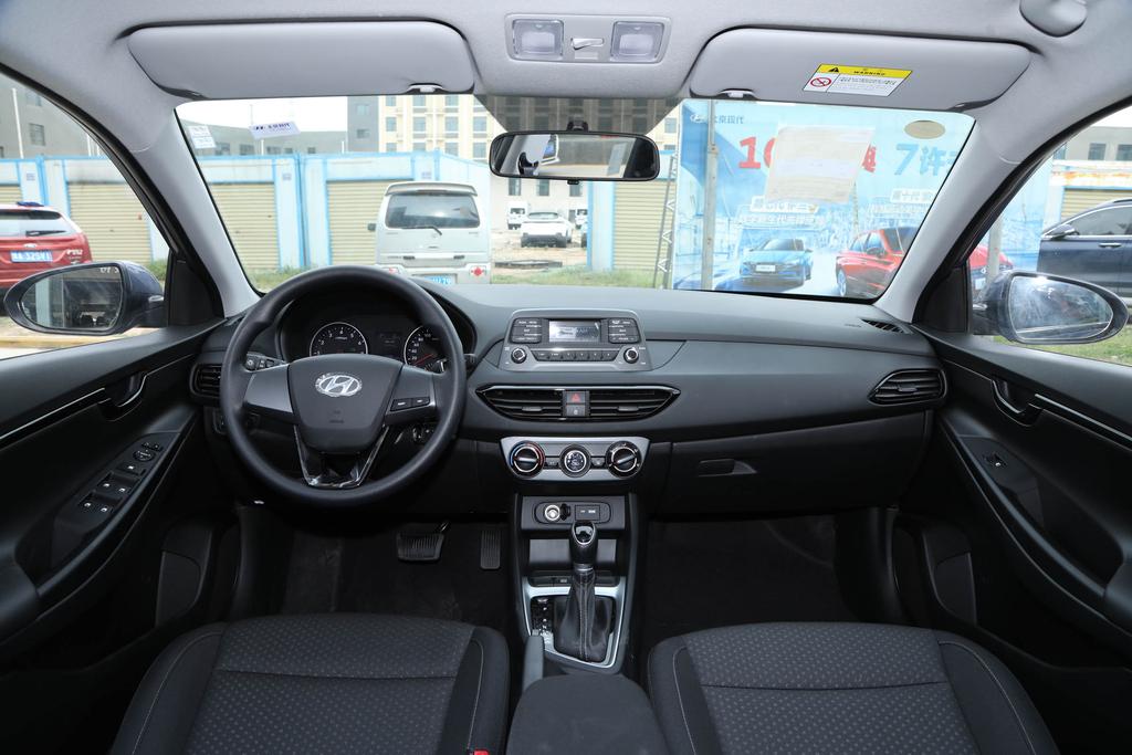 北京现代悦动车型,现代悦动车型图片