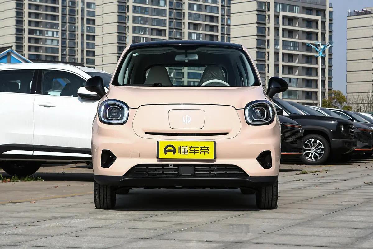 适合女生买的小型高颜值汽车,一款适合女生开的高颜值小型车