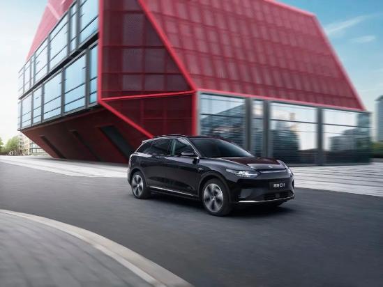 c11三联屏看视频,23款c11三屏同步方法