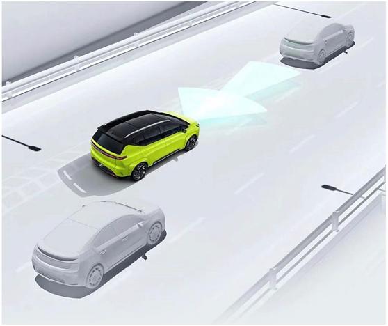 广汽合创z03潮智版价格,合创z03和埃安y哪个好