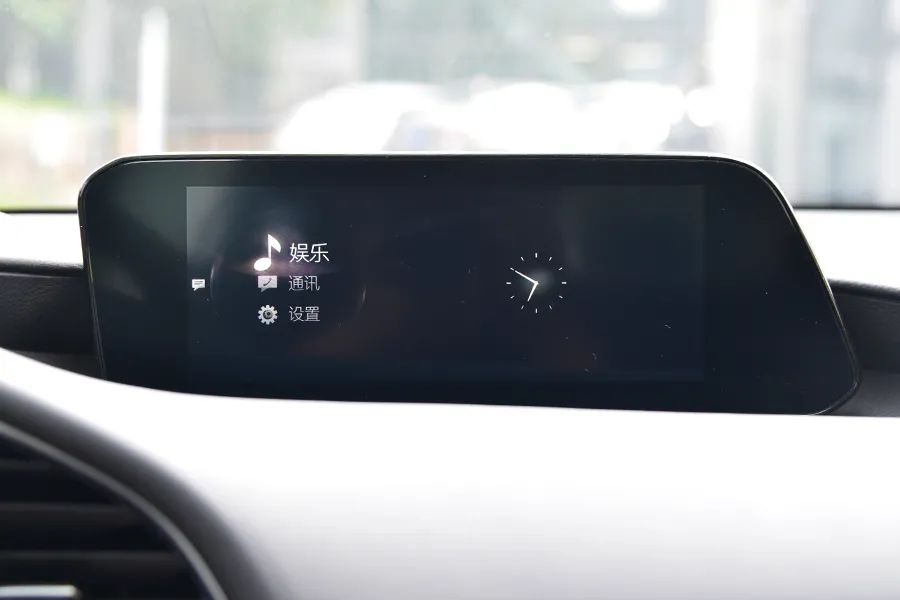 马自达3时尚版,马自达3昂克赛拉和宝马1系