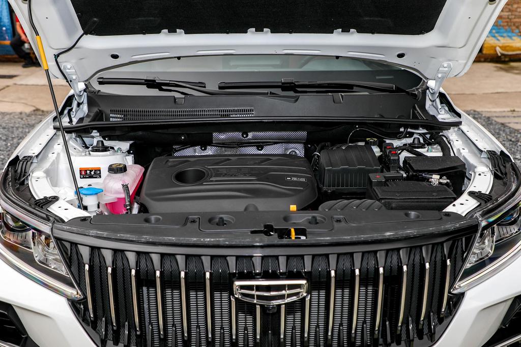 吉利远景x6pro什么牌子的轮胎,吉利远景x6pro自动挡图片