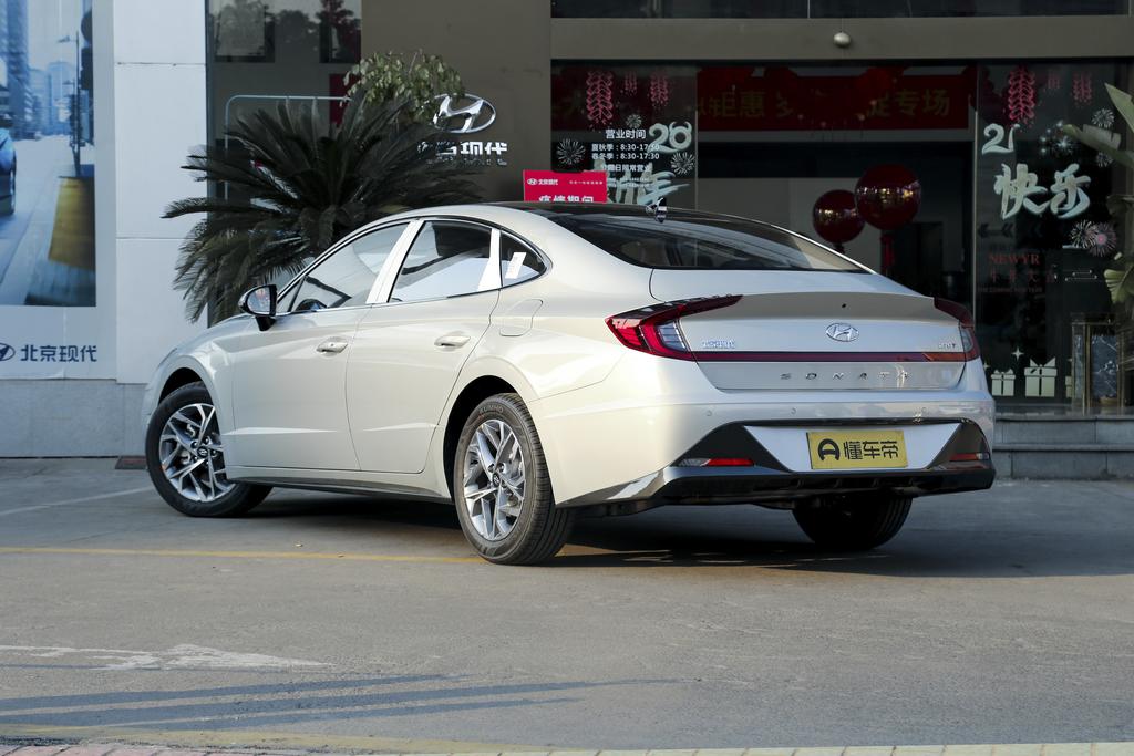 新手开车调整座椅后视镜技巧,后视镜座椅方向盘如何正确调整