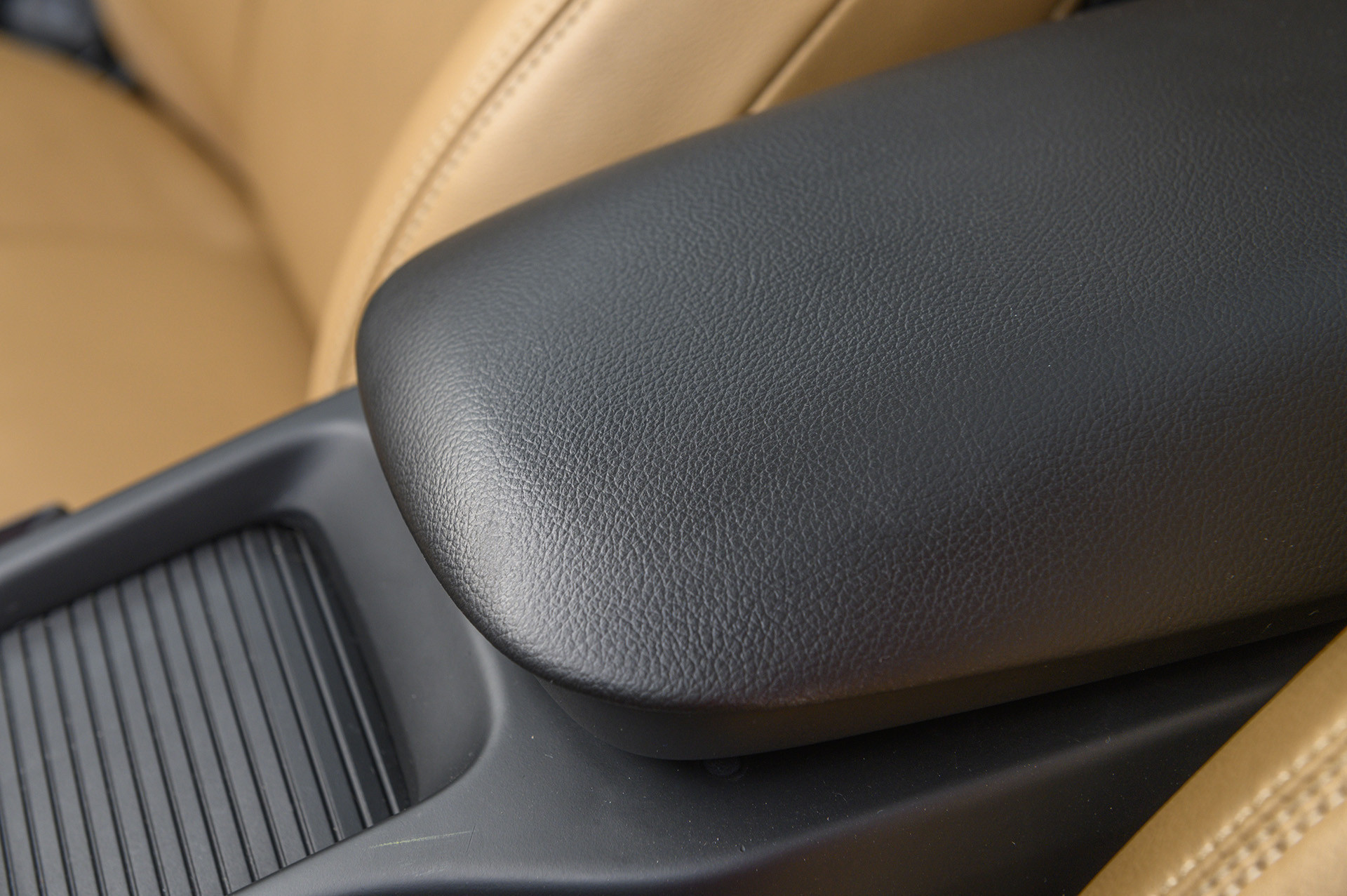 二手沃尔沃v40怎么选,v40沃尔沃二手多少钱