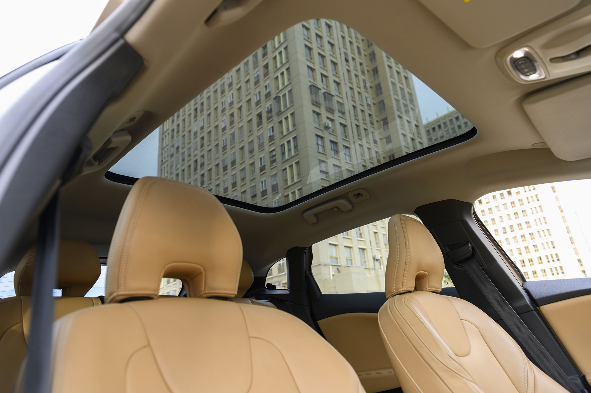 二手沃尔沃v40怎么选,v40沃尔沃二手多少钱