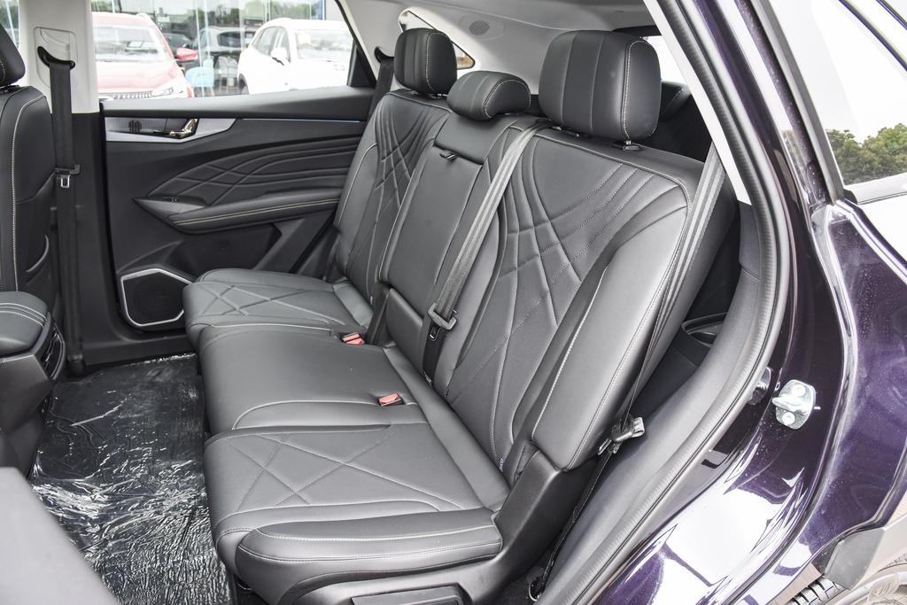 凯翼昆仑七座空间表现,凯翼昆仑用车体验