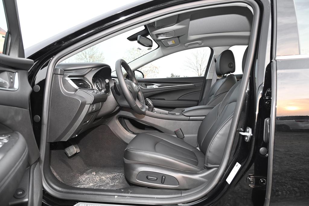 君越售价21.98万元起欢迎试乘试驾,君越近期购车最高优惠4万元