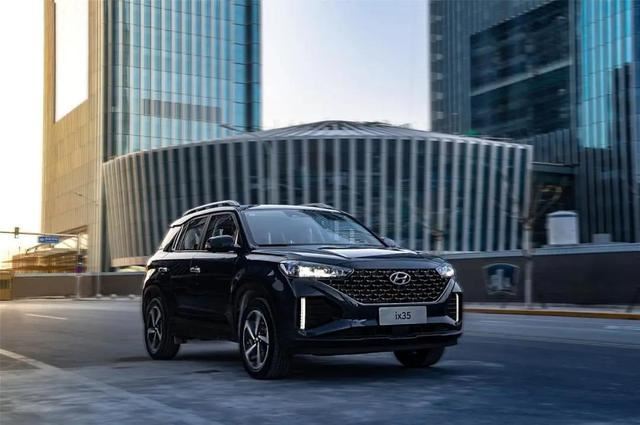 娌夋蹈寮忎綋楠屽寳浜幇浠x35,鍖椾含鐜颁唬ix35姝ｉ潚鏄ユ柊鍔涢噺