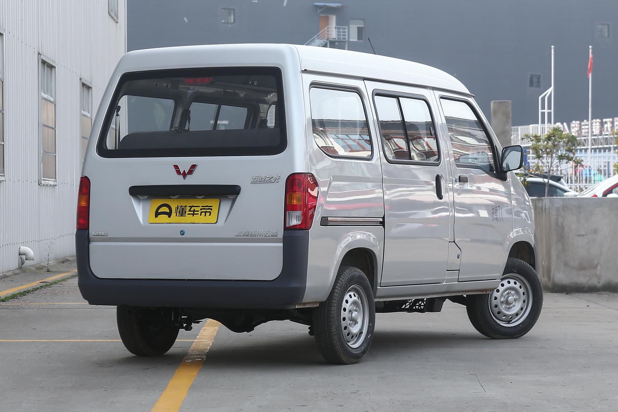 创业好伙伴五菱之光,十年的五菱之光值得入手吗