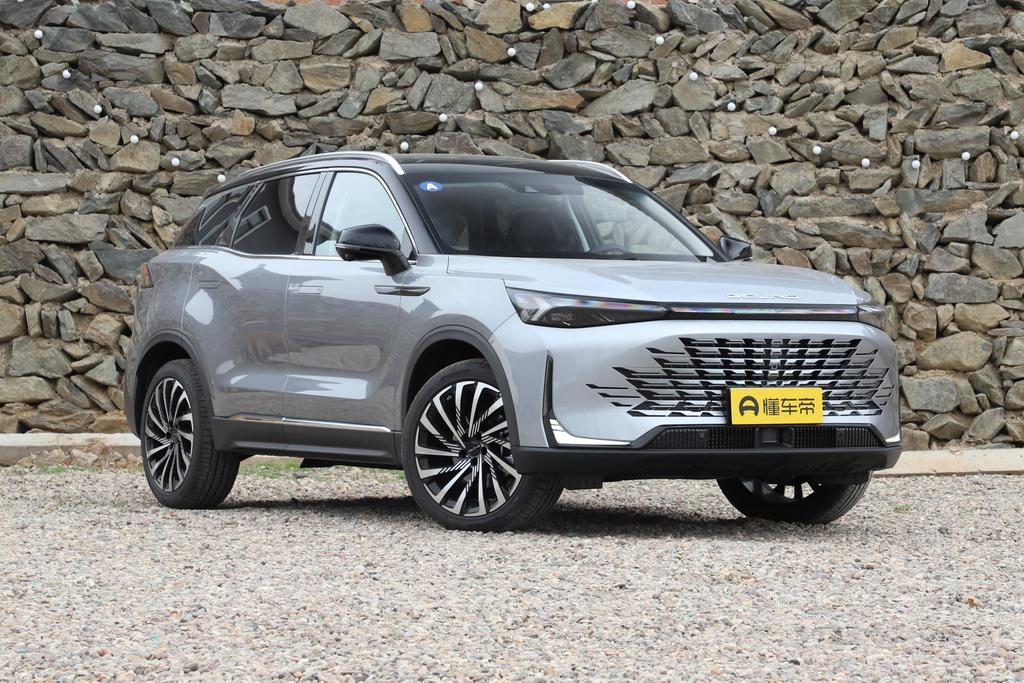 全能小型suv大全,2023款北京x7suv超享版