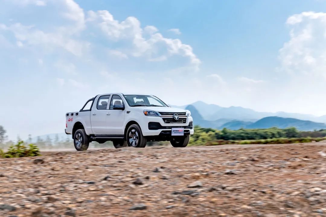 福田新征服者猛将和长城炮,福田征服者自动四驱越野