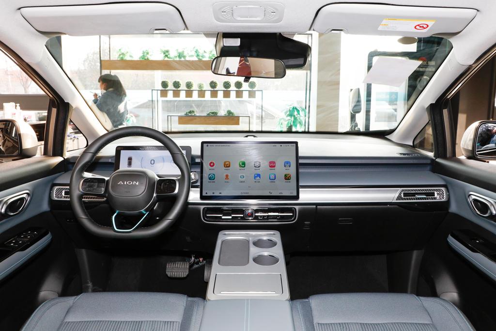 aionyplus智享科技版裸车价,aionyplus80落地价格