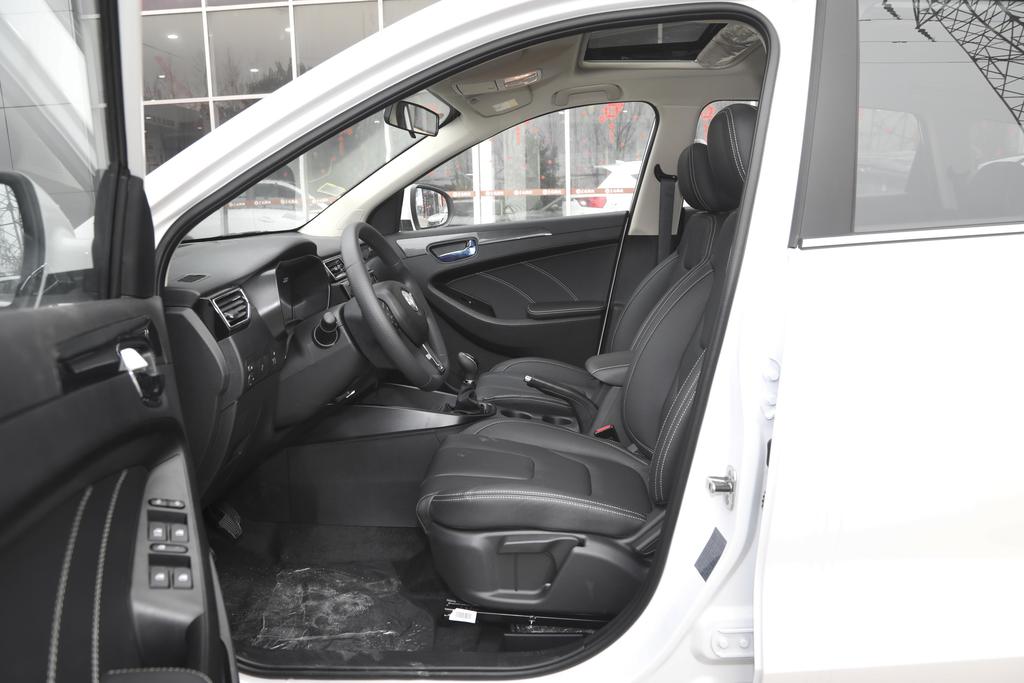 多快好省购车节狂欢来袭,新款车到店欢迎大家进店赏车试驾