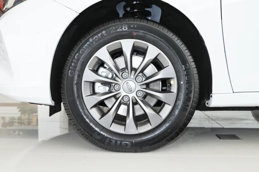 家用代步纯电动车续航多少合适,家用长续航纯电动车