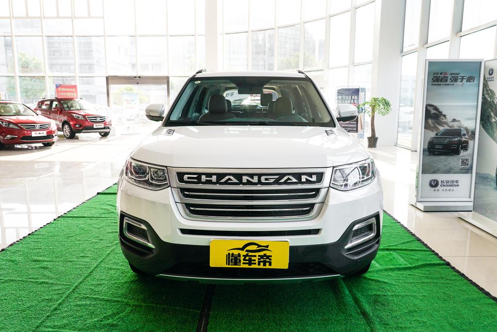 文山二手长安cs95价格,长安cs95plus2022款四驱落地价