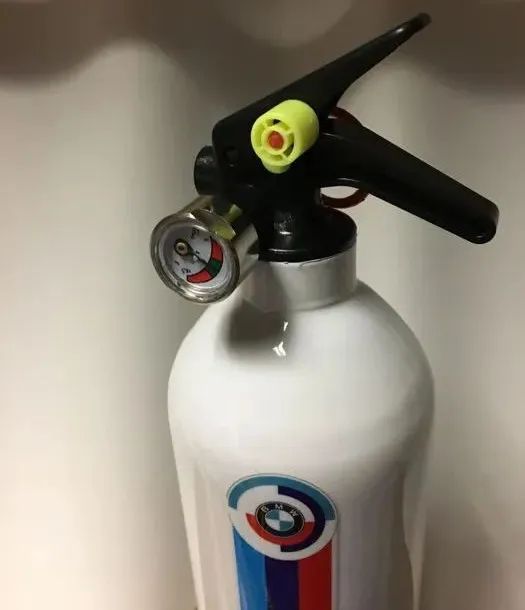 宝马必备配件有哪些车载,宝马必备的用品有什么品牌