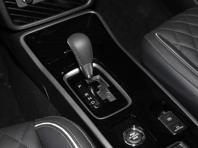 全新三菱欧蓝德配置怎么选,2.4l七座版