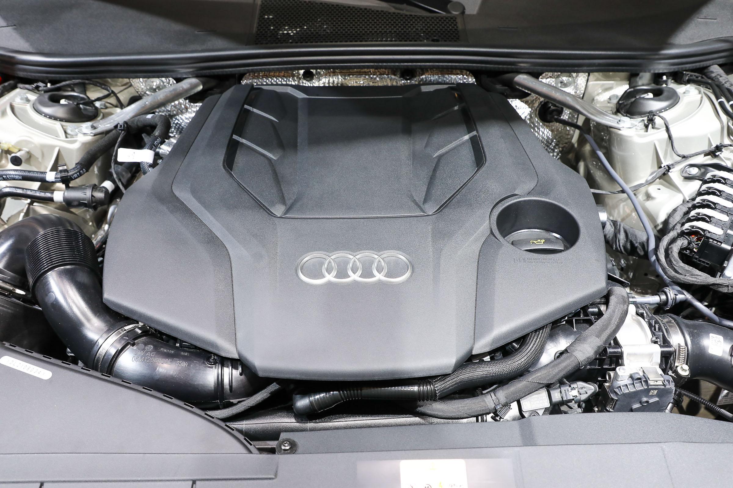 18款奥迪a6l3.0t四驱试驾,18款奥迪a6l3.0t四驱评测