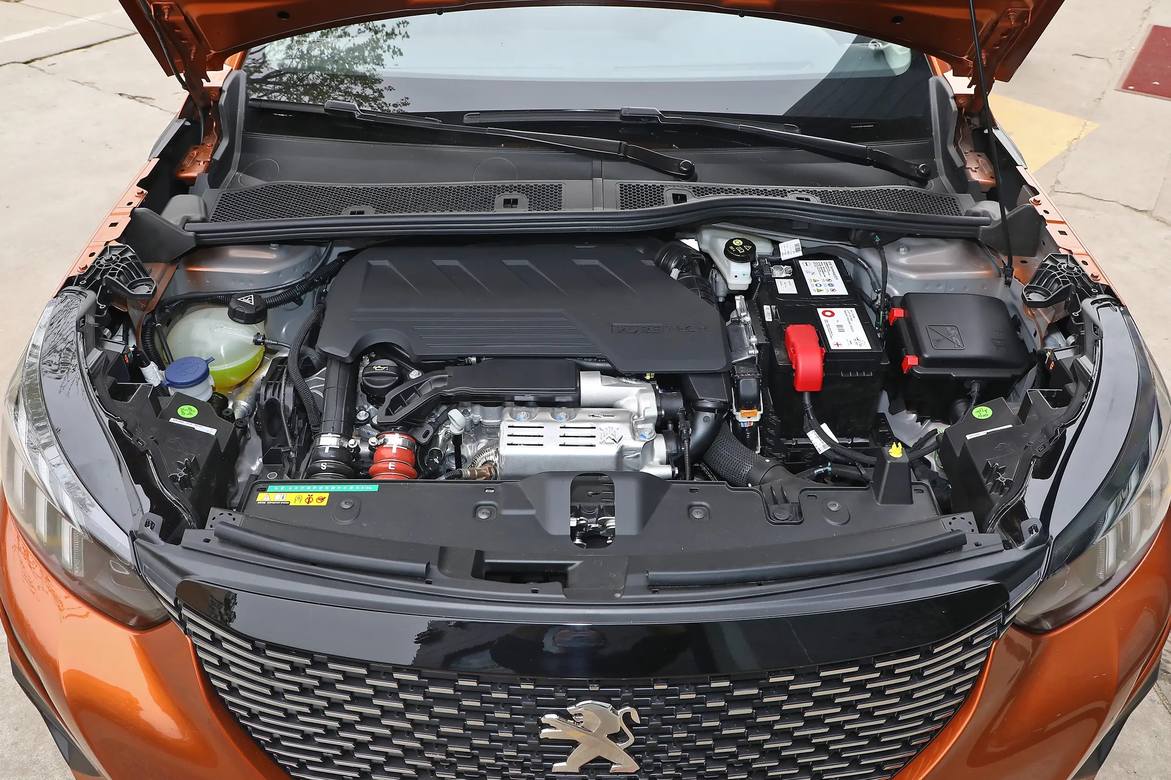 标致2008theone版最新价格,标致20081.2t是正时皮带吗