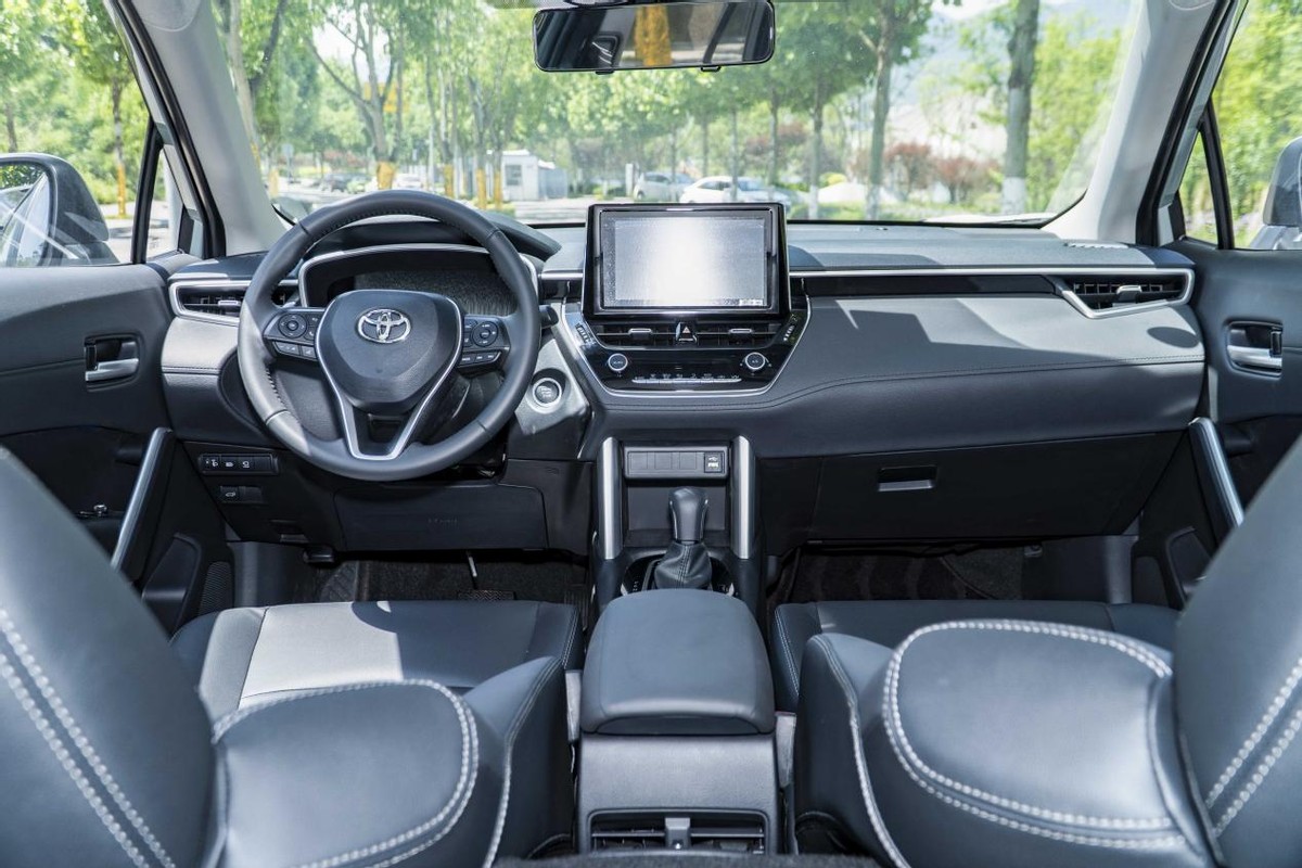 日系丰田车真的皮薄不安全吗,日系省油但不安全