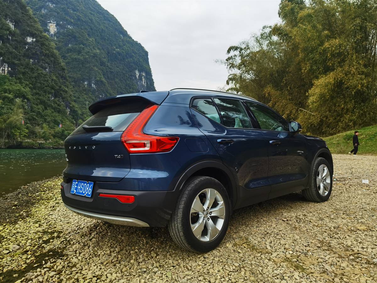 买沃尔沃xc40的十大忠告最新,沃尔沃xc40入门版值得入手吗