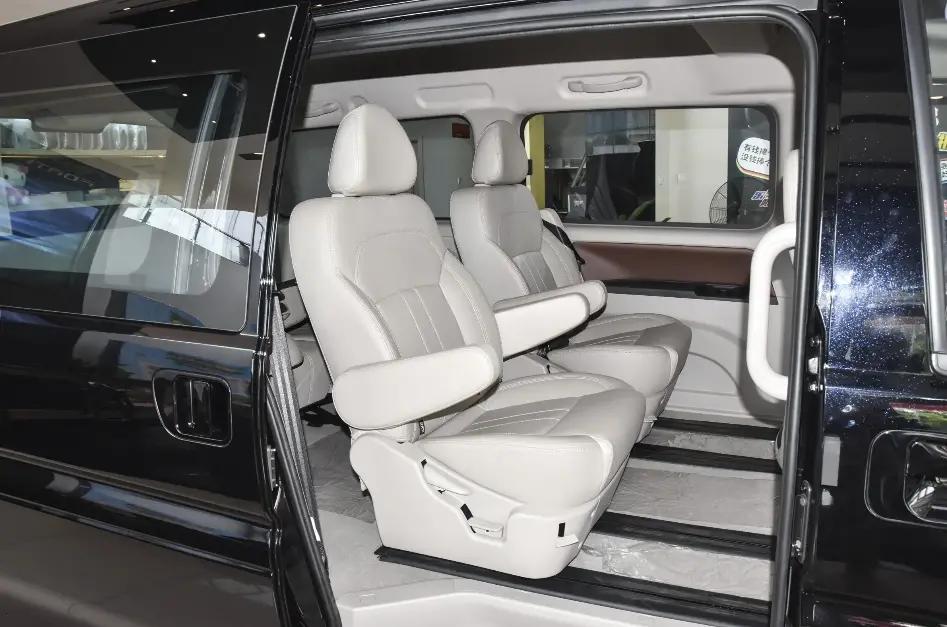 五菱征程与菱智m5l车厢尺寸对比,东风风行菱智m5和m5l区别在哪