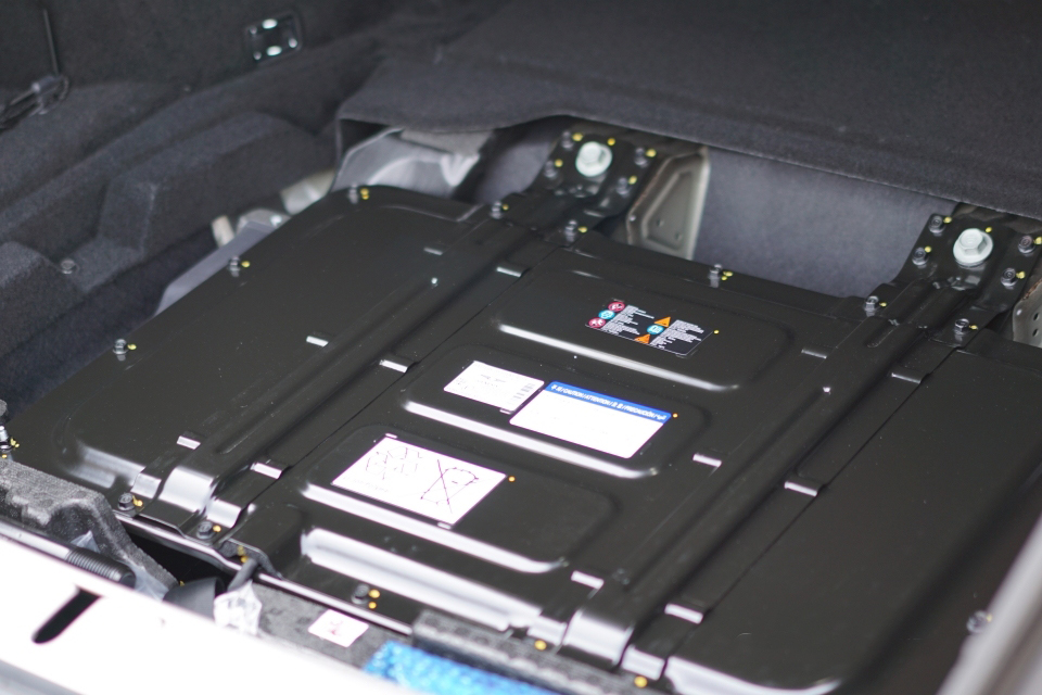 韩系动向,韩系高端车捷尼赛思gv70发布