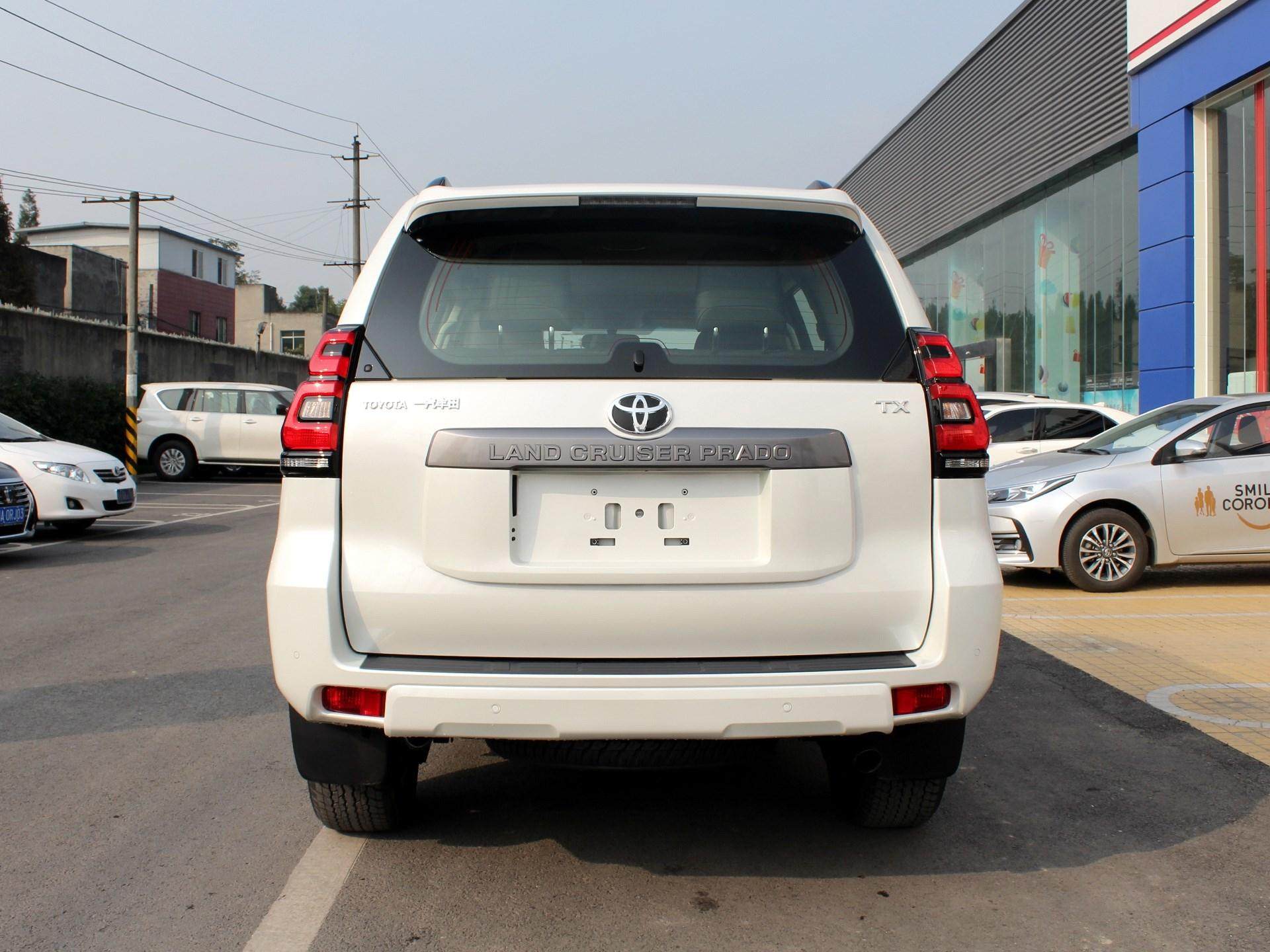 普拉多跑山路怎么样,普拉多4000走山路