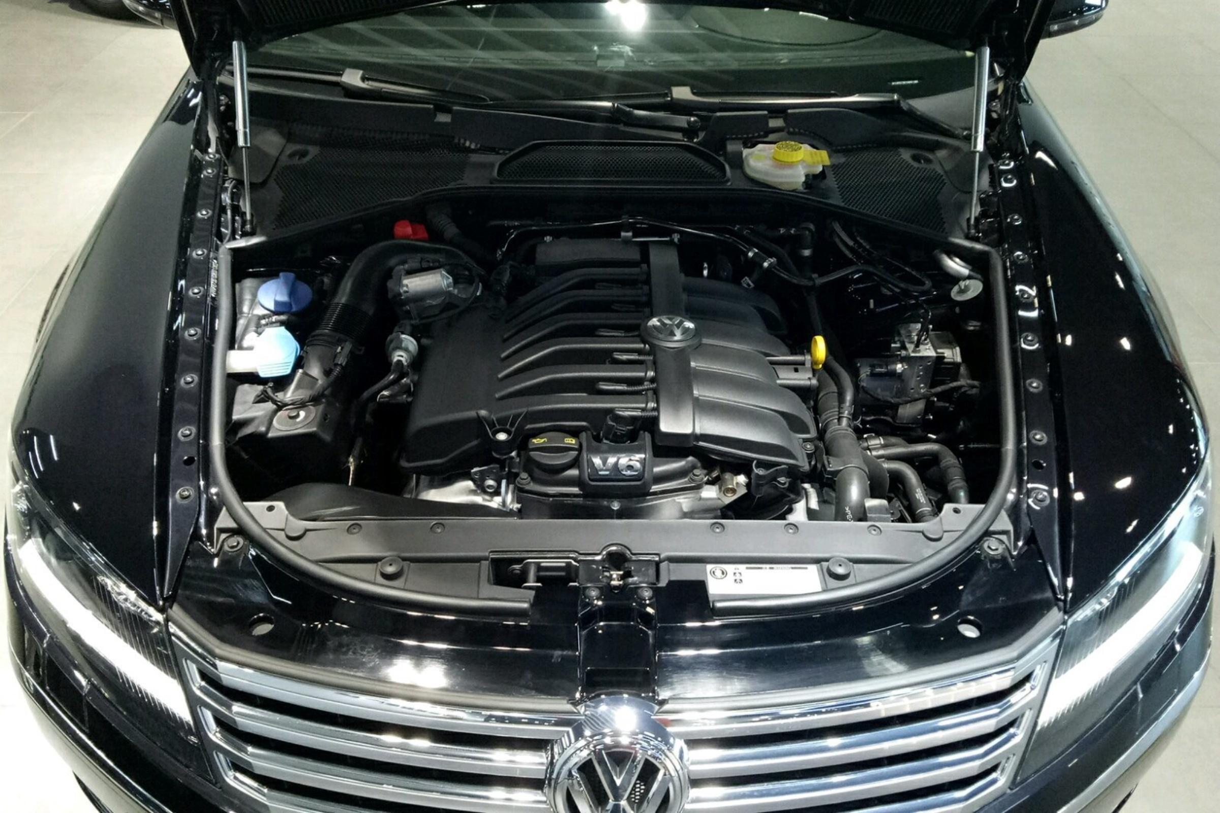 大众辉腾真的那么贵吗,大众辉腾买哪一年的更值得入手