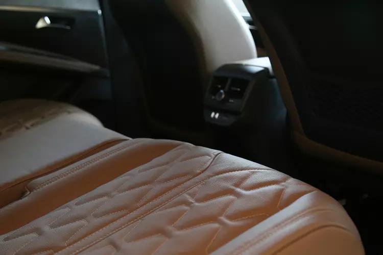 新款标致5008灯光改装,标致5008最新款