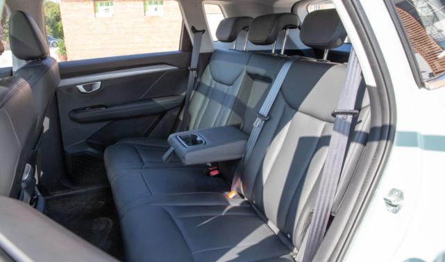 五菱新款suv星辰7座,五菱suv星辰7座混动