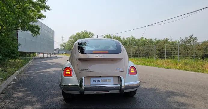 欧拉芭蕾猫2023款500Km尊贵版,欧拉芭蕾猫2022和2023款的区别