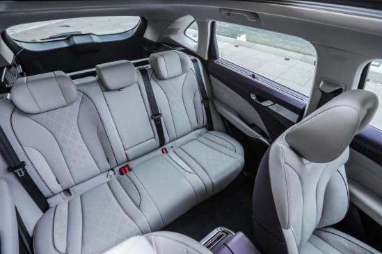 魏牌拿铁dht-phev实测智慧领航功能,魏牌拿铁dht-phev充电桩免费安装