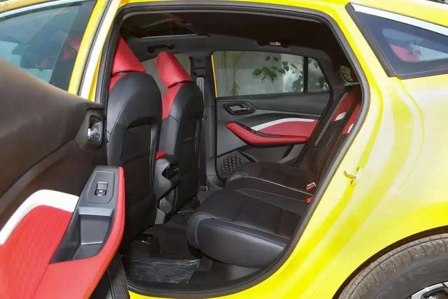 名爵5最值得买的配置和价格,2021款上汽名爵自动8万