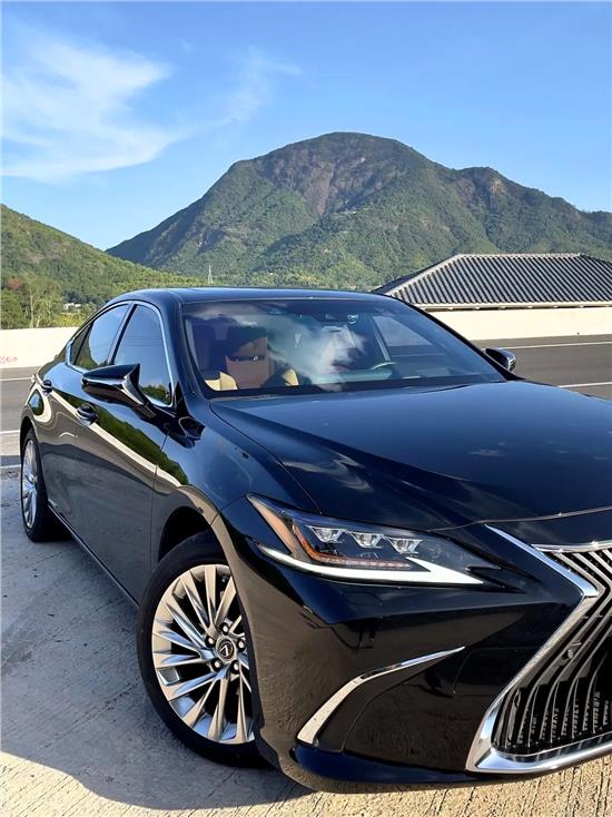 全家感到舒适新款七代ES年轻时尚