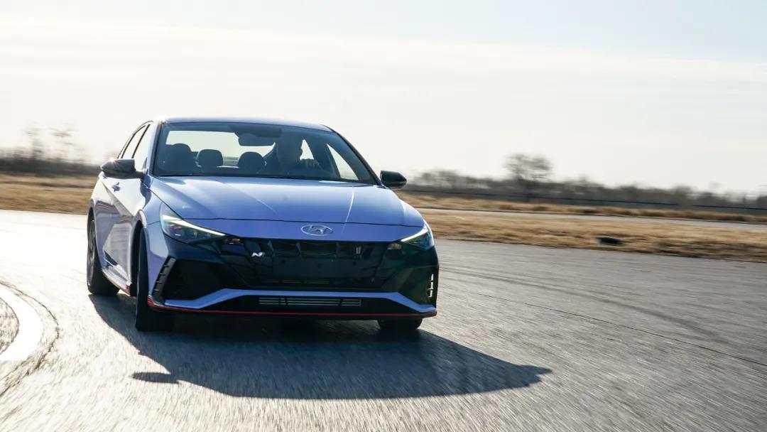 真正的钢炮有多厉害,韩国现代钢炮