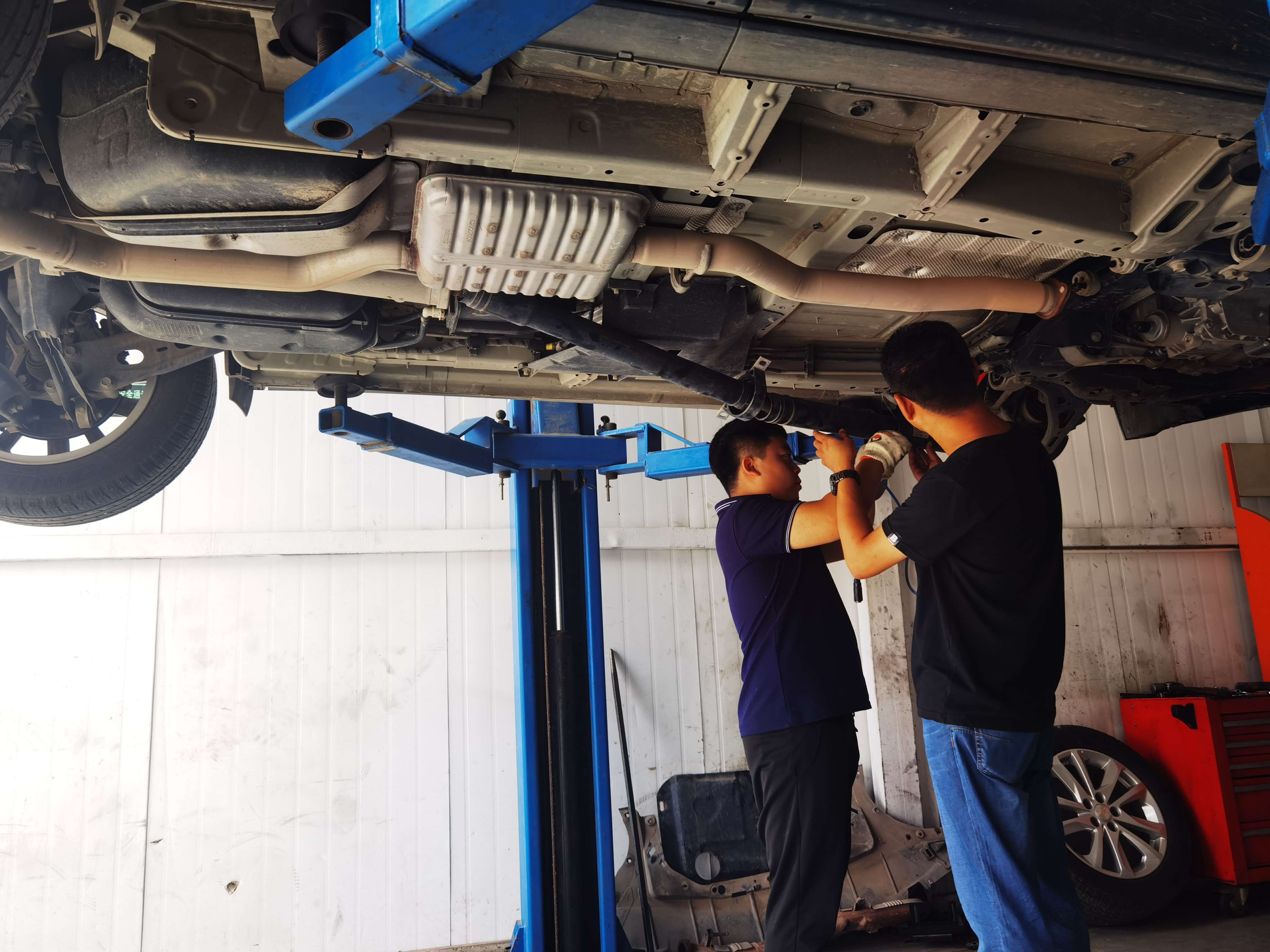 探界者9at变速箱是什么牌子,探界者九速变速箱故障