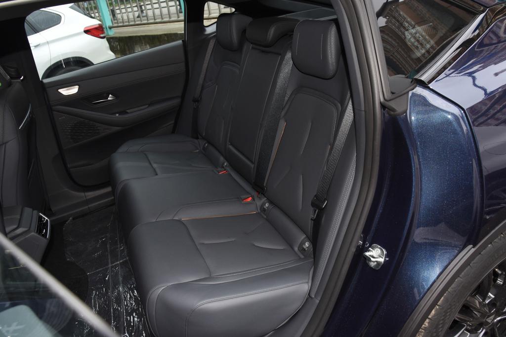 二十万电动车王炸,20万级电轿王炸全是干货