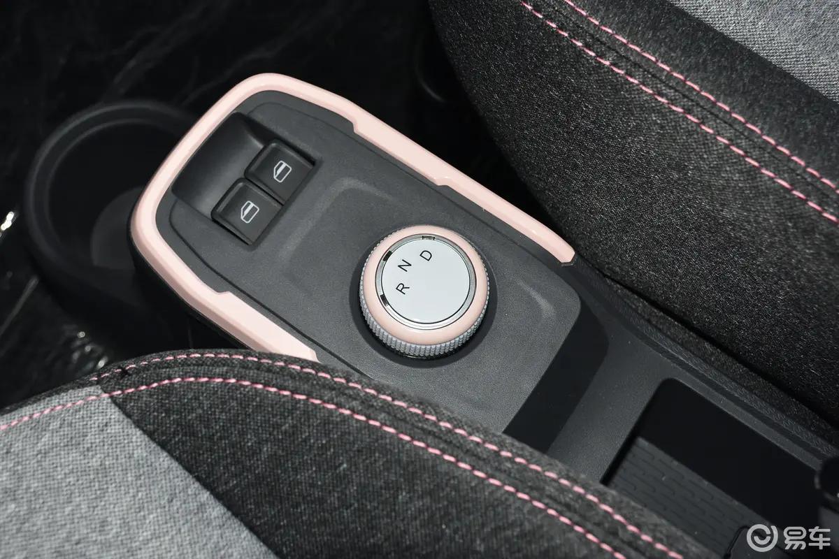 奇瑞qq冰淇淋和小蚂蚁对比,奇瑞qq冰淇淋极致性能模式实测