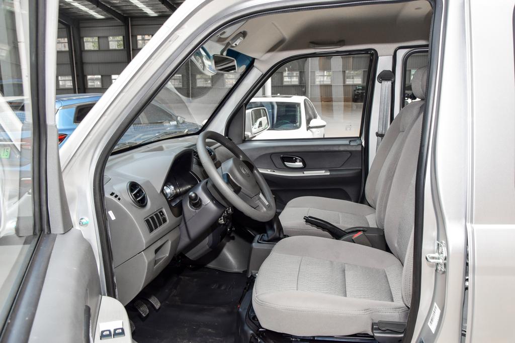 高配小卡双排多少钱,双排福田小卡3万左右新车报价