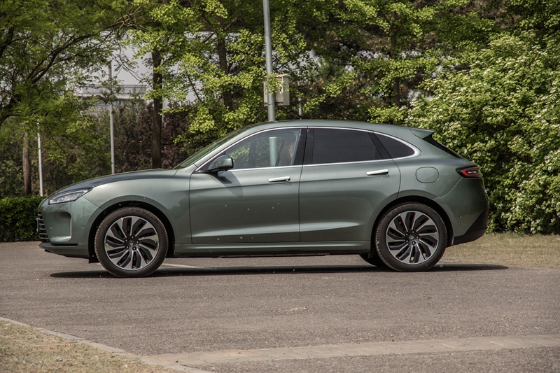 试驾问界M5智驾版,问界m5试驾体验6座